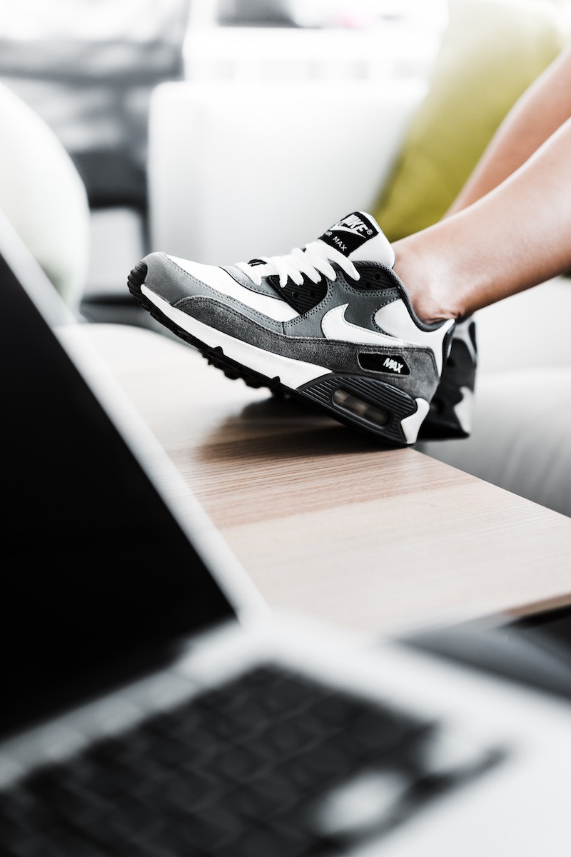 nike-air-max-gray-picjumbo-com.jpg